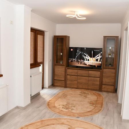 Toporasi Apartament Leilighet Craiova Eksteriør bilde