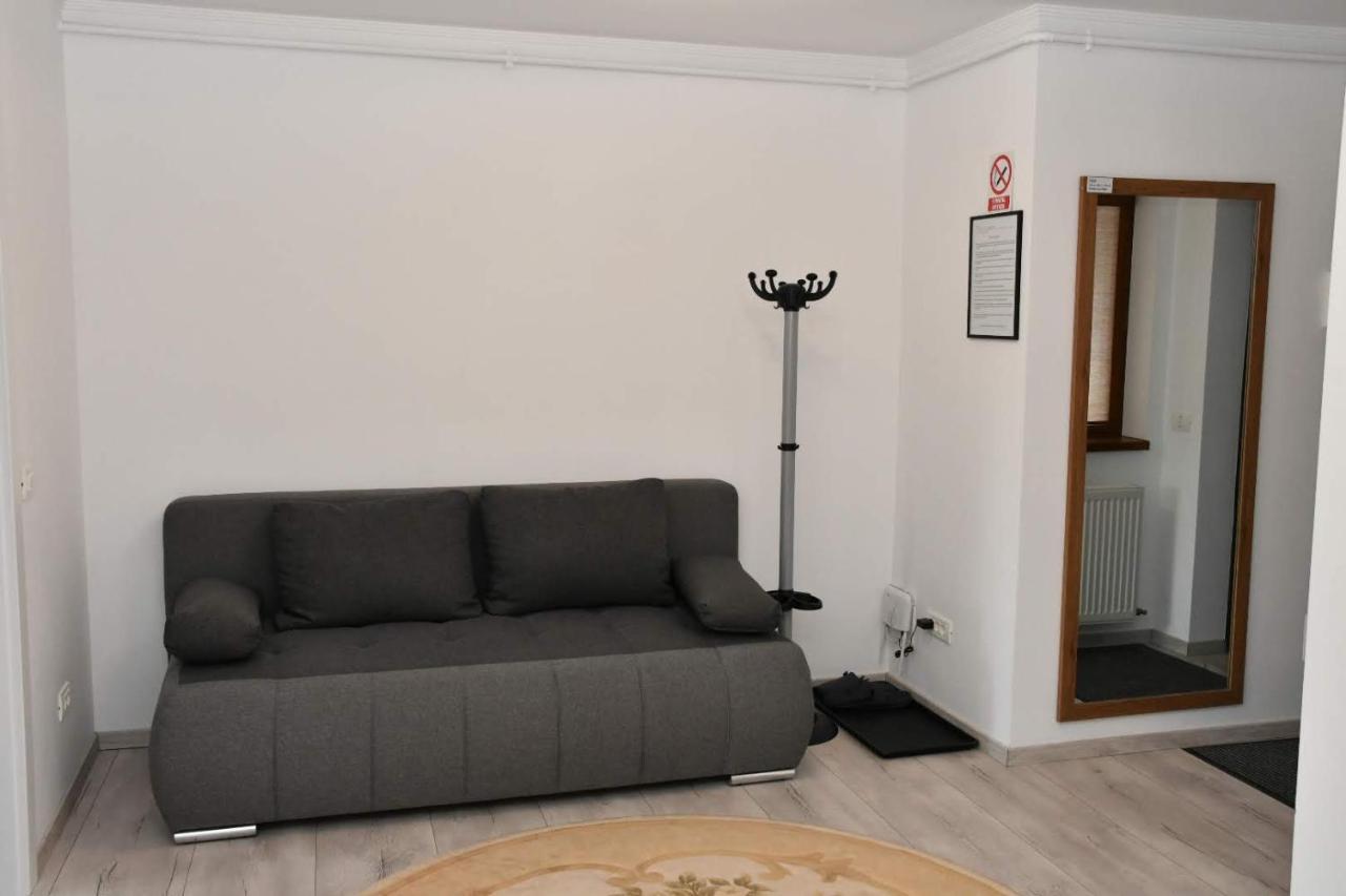 Toporasi Apartament Leilighet Craiova Eksteriør bilde